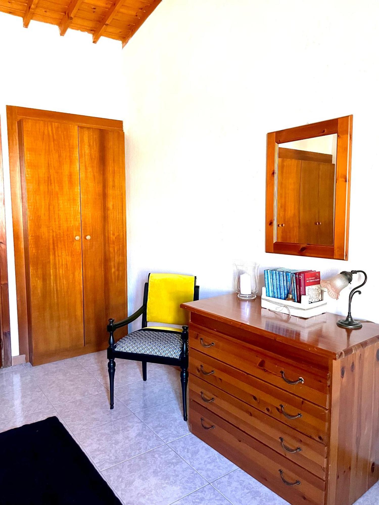Casa Veronica A Làconi